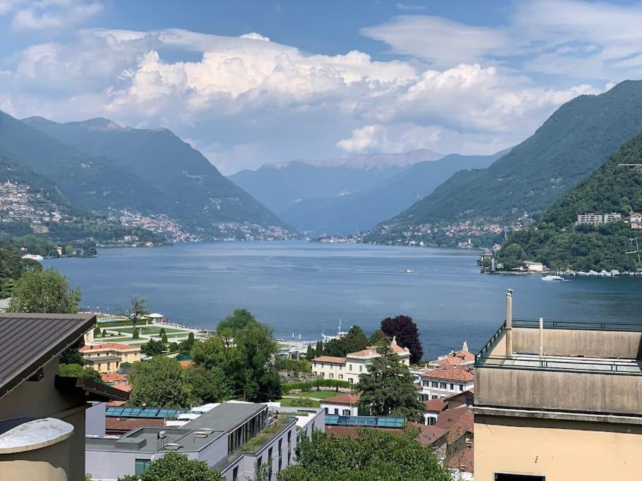 Look Giovane Per Una Casa Vista Lago Côme Esterno foto
