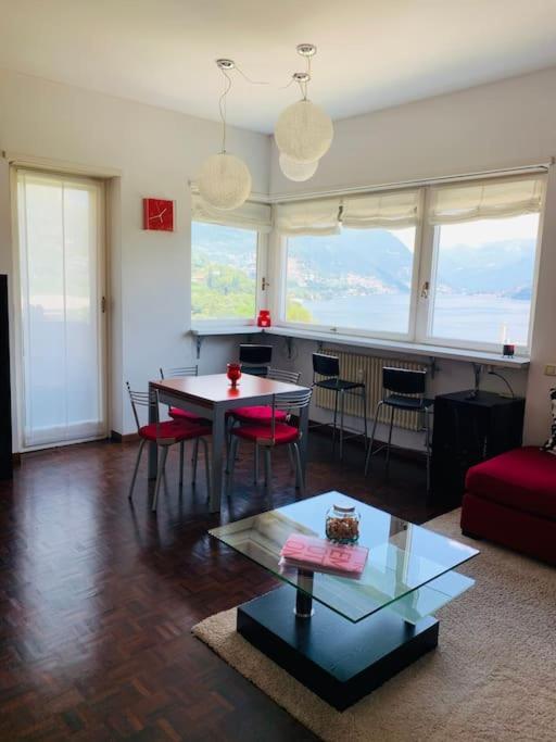 Look Giovane Per Una Casa Vista Lago Côme Esterno foto